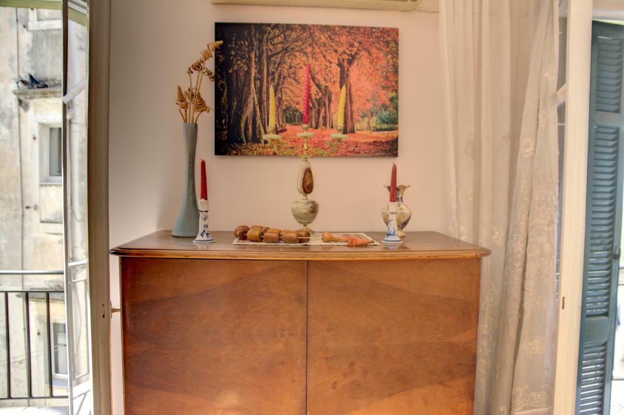 Old Town Apartment *